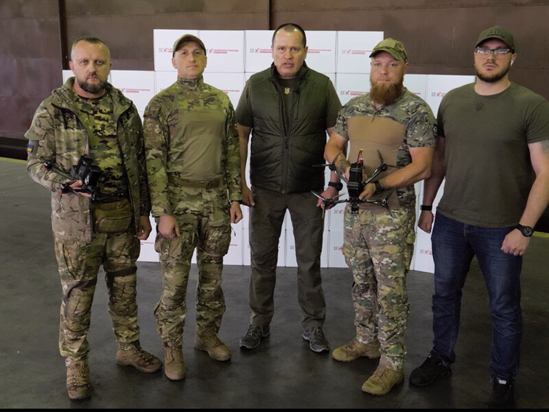 "Українська команда" передала партію дронів на передову 3-му армійському корпусу – Палатний
