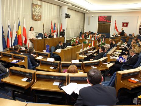 Сенат Польщі відмовився виключити 