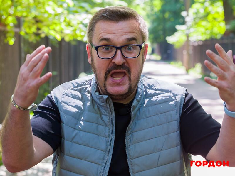 Пономарьову – 52 роки. Де живе співак, який вигляд має його таємна дружина і кого запросив на свято