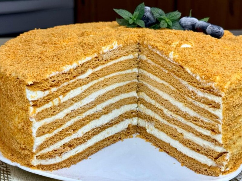 Смешайте это со сметаной – и медовик получится невероятно нежный и вкусный. Секретный рецепт необычного крема