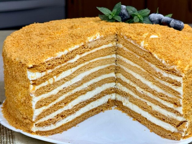 Смешайте это со сметаной – и медовик получится невероятно нежный и вкусный. Секретный рецепт необычного крема