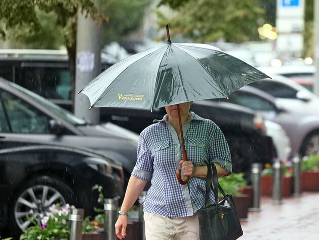 Грозу и шквальный ветер обещают синоптики 11 августа в ряде областей Украины