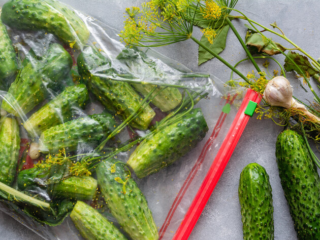 Добавьте к огурцам это, чтобы они за ночь набрали вкус