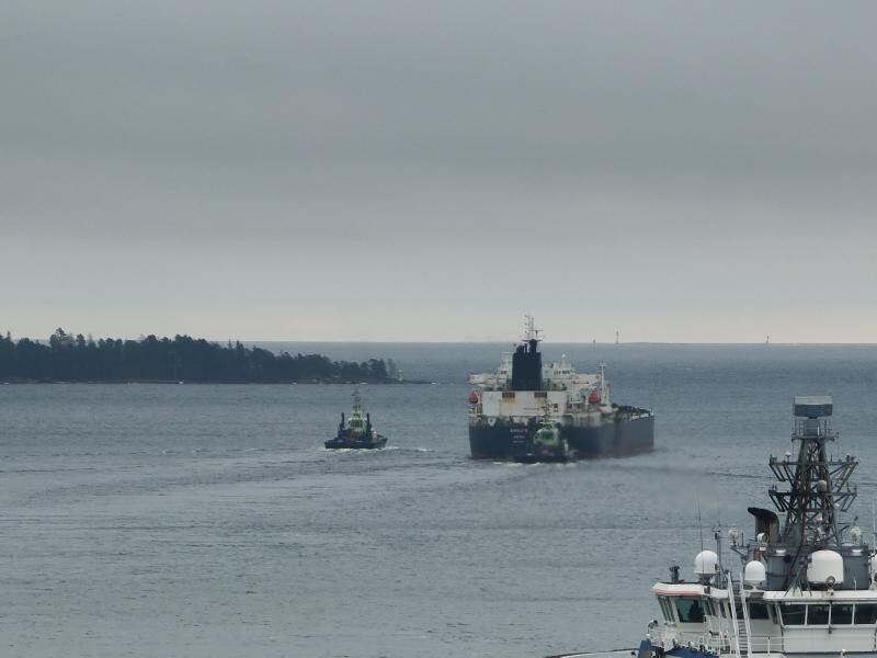 У Фінляндії капітана судна "тіньового флоту" РФ обвинуватили в пошкодженні морського кабелю