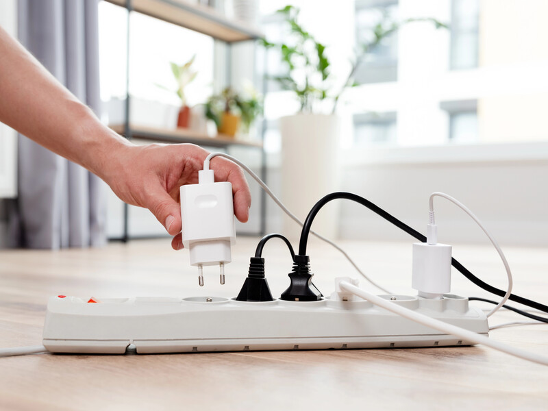 Перегляд price cap забезпечив імпорт енергії та стабільне світло під час спеки – Сазонов