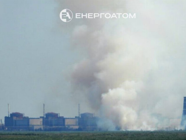 Поблизу енергоблоків окупованої Запорізької АЕС зафіксували пожежу