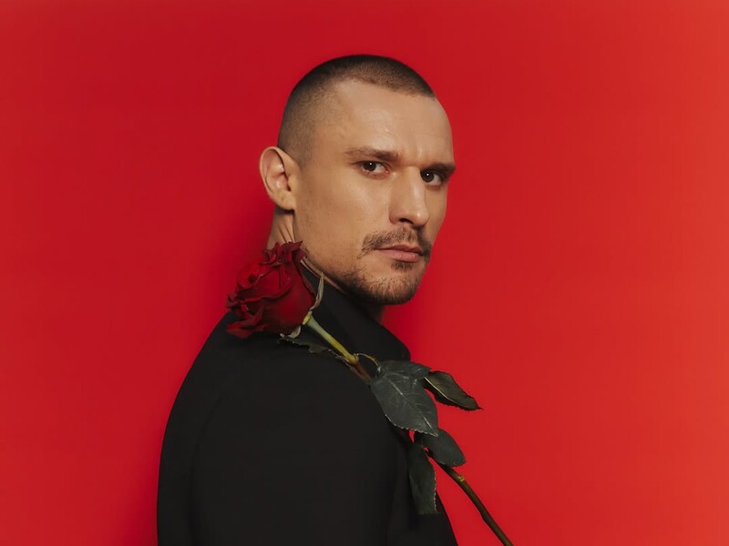 Цимбалюк показав, із ким проводить час на городі. Решетнік відреагував