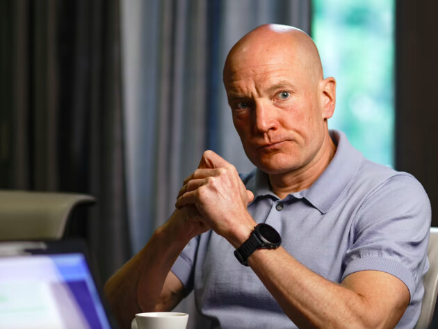 Единоличным владельцем 