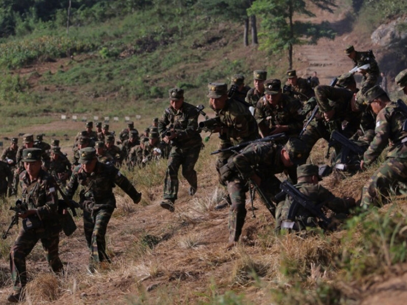 В прифронтовые области РФ направляются новые части КНДР – военная разведка