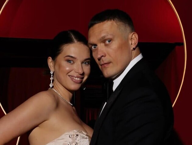 Усик с младшей дочерью отжигал под Бобула. Трогательное видео