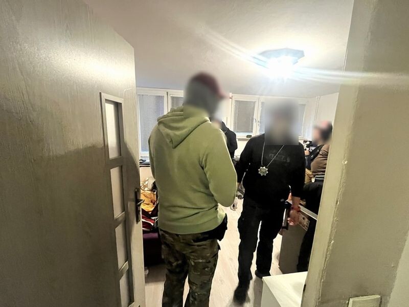 В Польше задержали уже двух подростков за "бандеровские лозунги". Туск говорит, их завербовала РФ