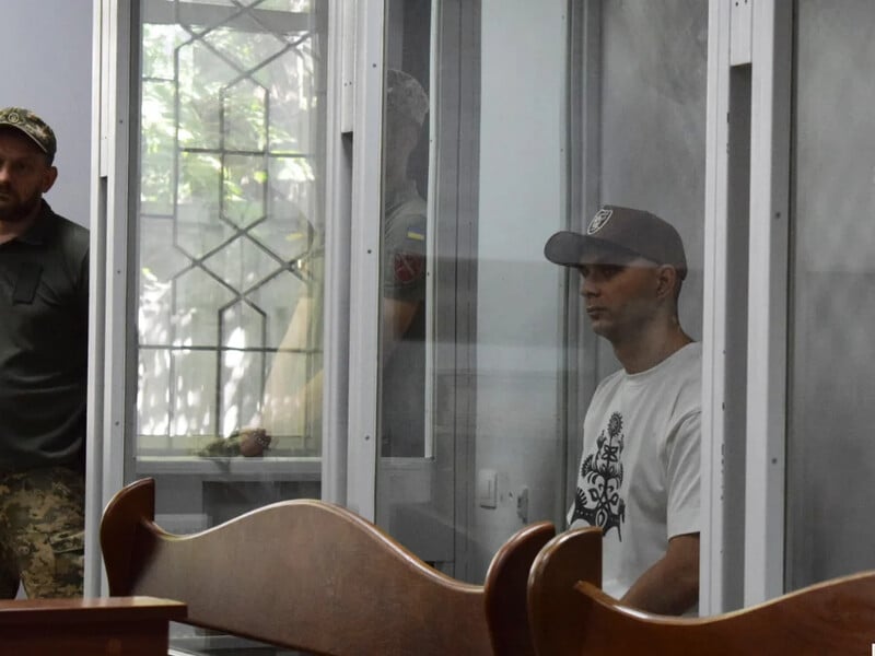 Убивство підлітка на фунікулері в Києві. Генпрокурор приїхав у суд, адвокати звільнилися