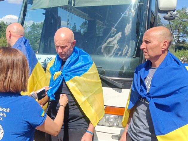 74-летний украинец семь последних лет провел в российской тюрьме. Кого удалось вернуть из плена