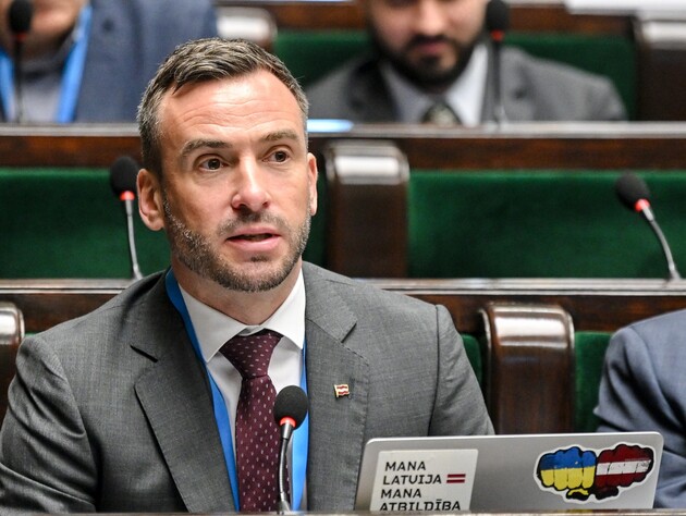 В Україні РФ грубо порушує міжнародне право і має бути покарана – європарламентар Стакіс