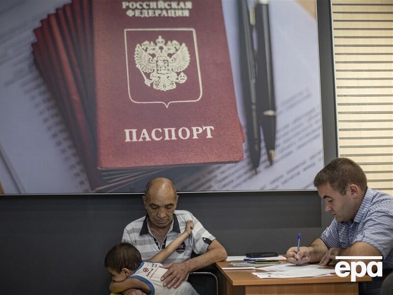 У РФ почали перевіряти на лояльність нових "росіян", бо не всі "патріоти" – українська розвідка