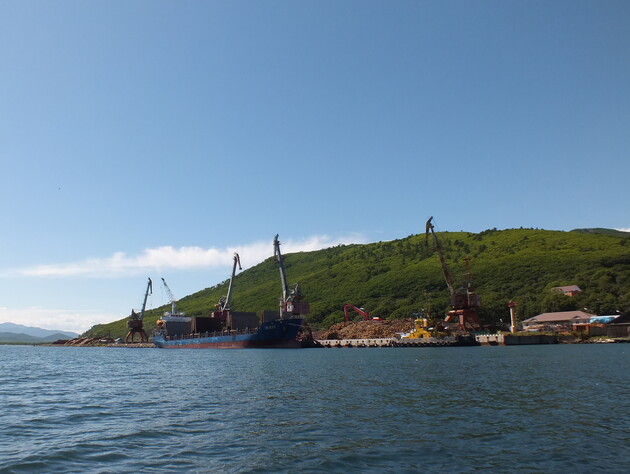 У Росії уражено судно з деталями до дронів і боєприпасами з Ірану – Генштаб ЗСУ