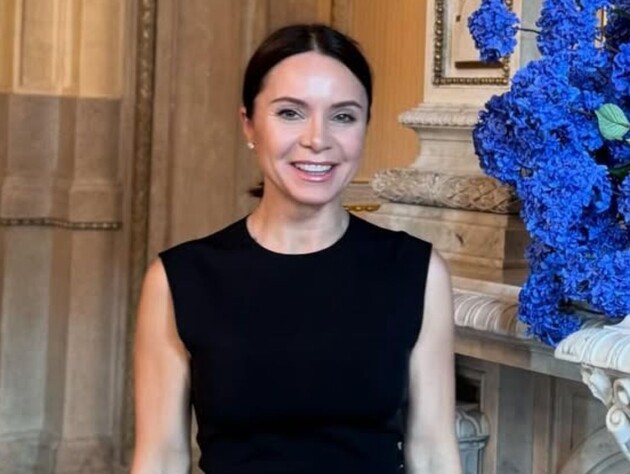 Кума – Ани Лорак, три брака и приемный сын. Самые интересные факты о 47-летней Подкопаевой