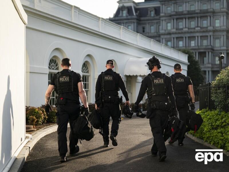 "Тіло до тіла, пістолет до пістолета". Як Секретна служба США організовувала саміт Трампа з Путіним на Алясці