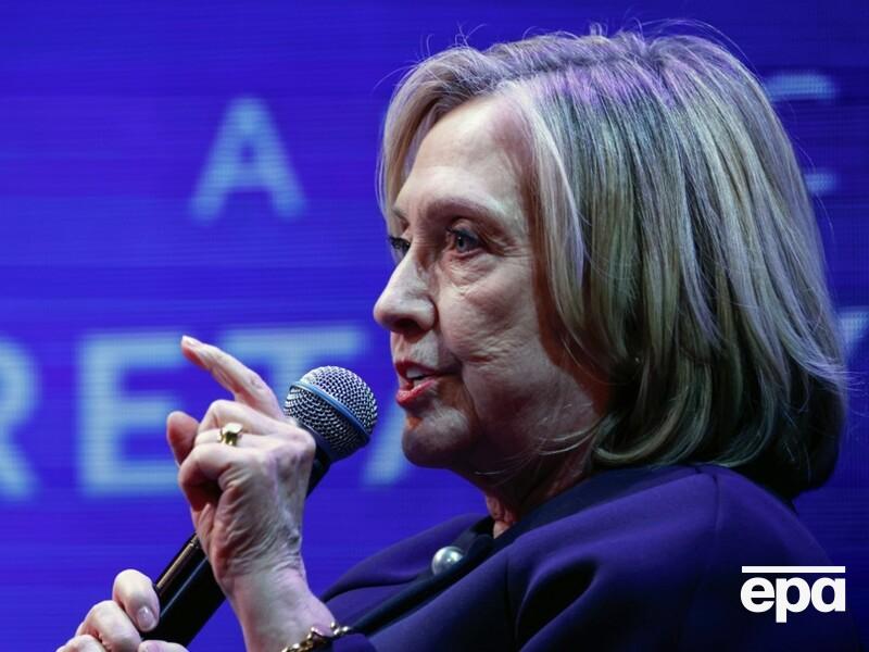 Клінтон оголосила про готовність номінувати Трампа на Нобелівську премію миру й озвучила умови