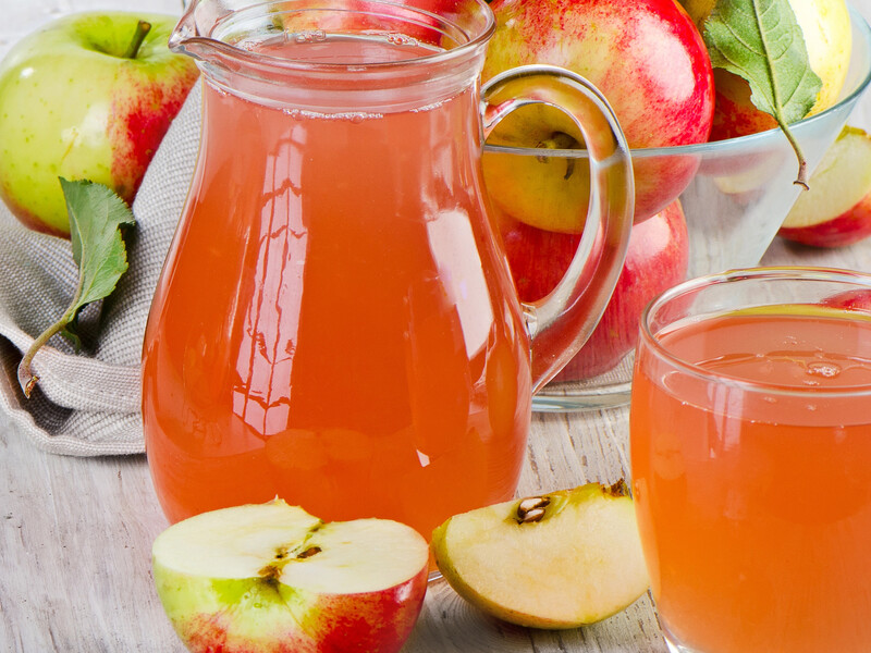 Залийте яблука цим – і отримаєте дуже смачний і схожий на 