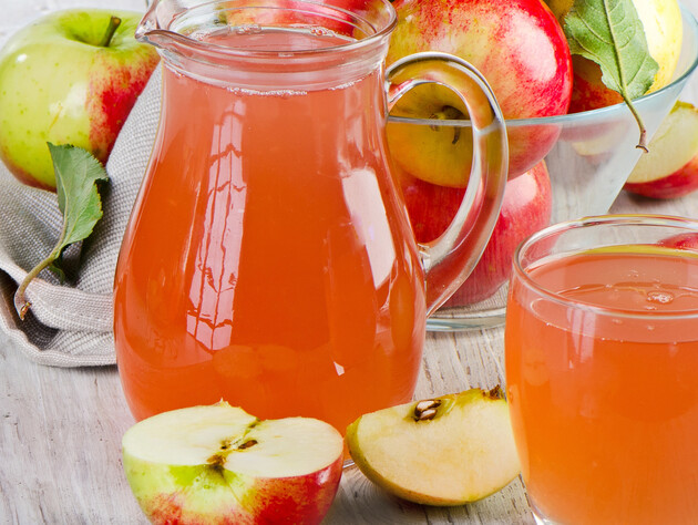 Залийте яблука цим – і отримаєте дуже смачний і схожий на 