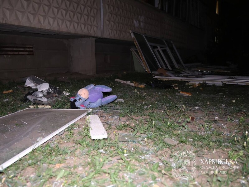 Утром дроны атаковали Харьков. Трое погибших, люди под завалами