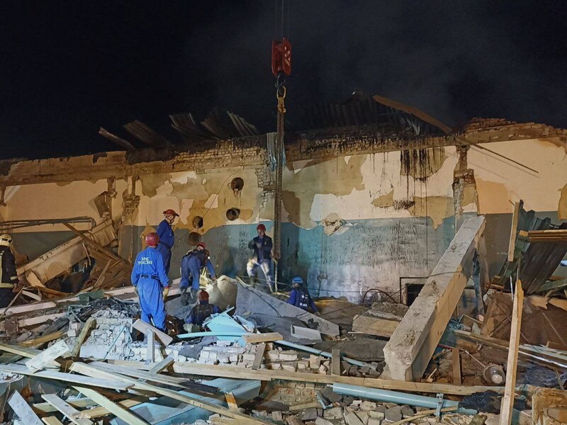 В РФ выросло число жертв взрыва порохового цеха, СМИ сообщают об уничтожении склада со снарядами