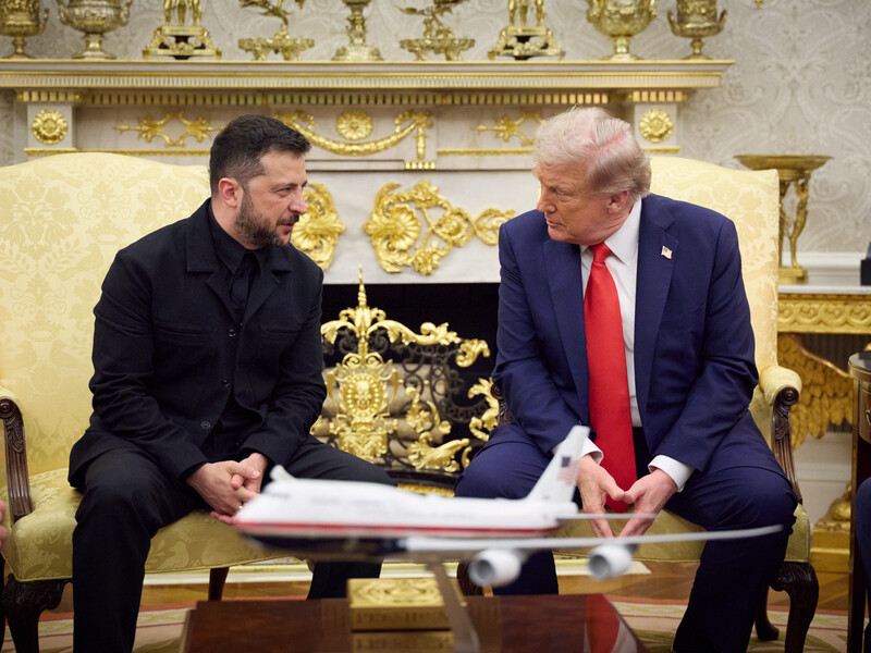 Гарантии безопасности, намек на территориальные уступки. В Вашингтоне начались закрытые переговоры Трампа, Зеленского и лидеров ЕС