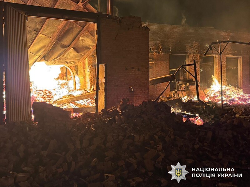 РФ ударила дронами по Охтирці, поранено дітей. Фото