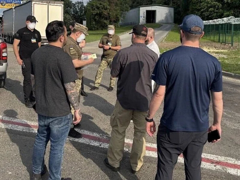 Імміграційна служба США заявила про депортацію українців. У ДПСУ прокоментували