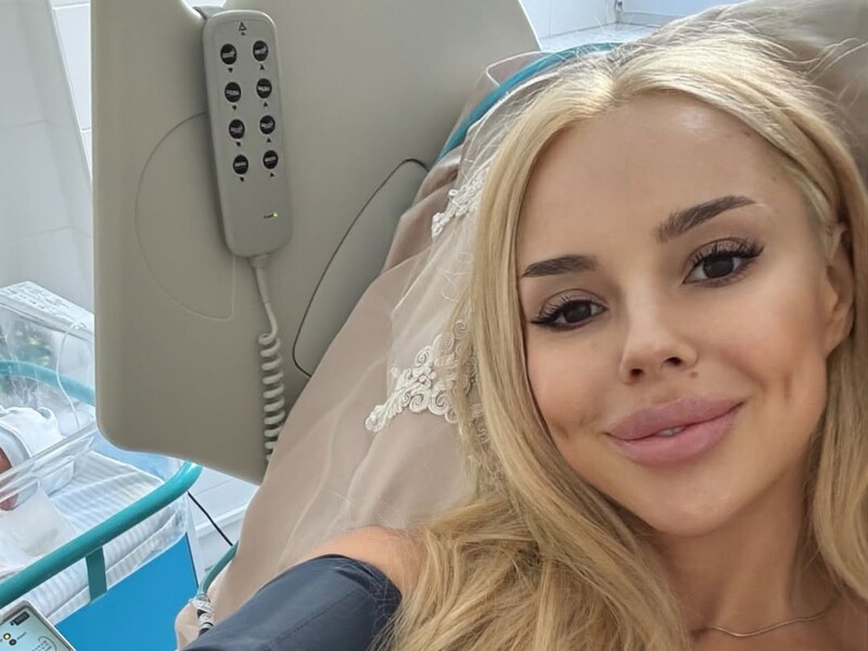 СолоХа в третий раз стала матерью. Фото