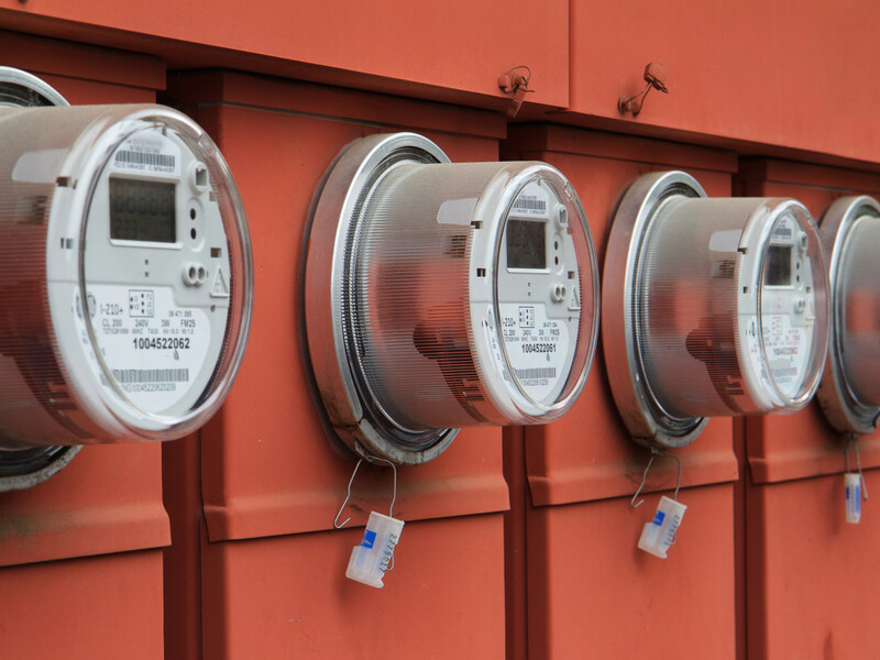 Борги на енергоринку зростають через захищених споживачів, які можуть, але не хочуть платити – експерт