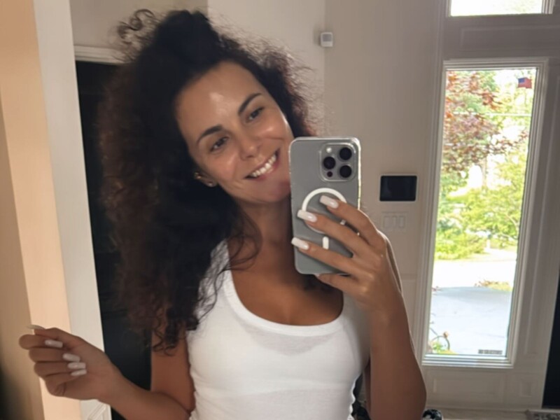 38-летняя Каменских показала, как следит за фигурой. Видео