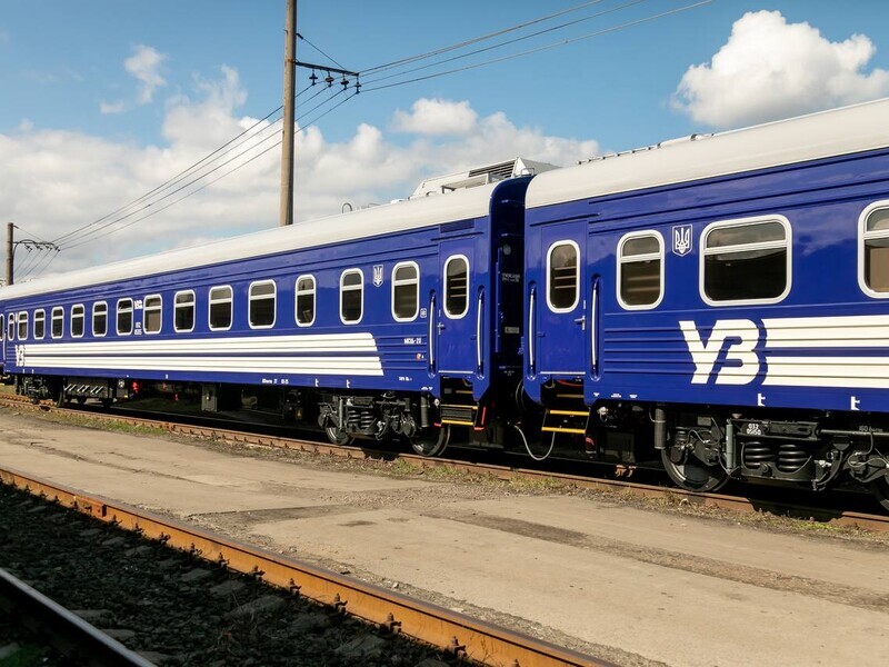 В Україні через масовану російську атаку затримуються поїзди – "Укрзалізниця" 