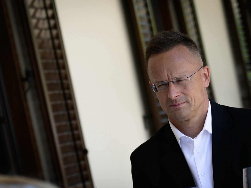 Сійярто прокоментував нічний обстріл України, не згадавши Закарпаття і РФ