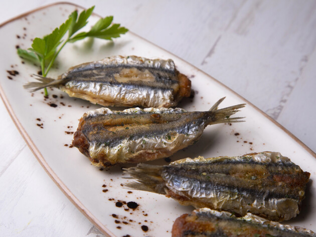 Смачна тюлька, як в Одесі. Найкращий рецепт без забруднених плити й посуду