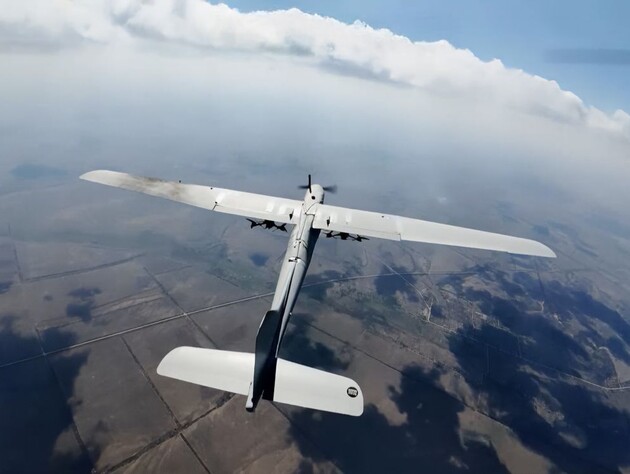 ВСУ впервые сбили необычный российский БПЛА, который нес FPV-дроны