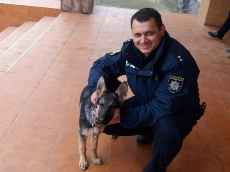 Поліцейський з Ужгорода заявив, що його звільнили з органів через допомогу ветерану в конфлікті з ТЦК