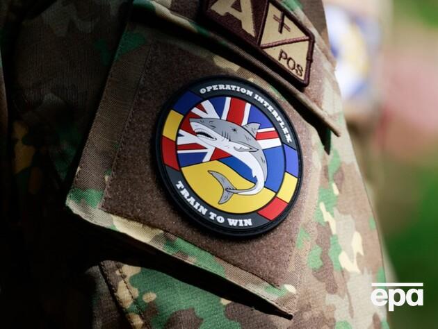 Великобритания продлила срок действия программы, по которой учит украинских военных