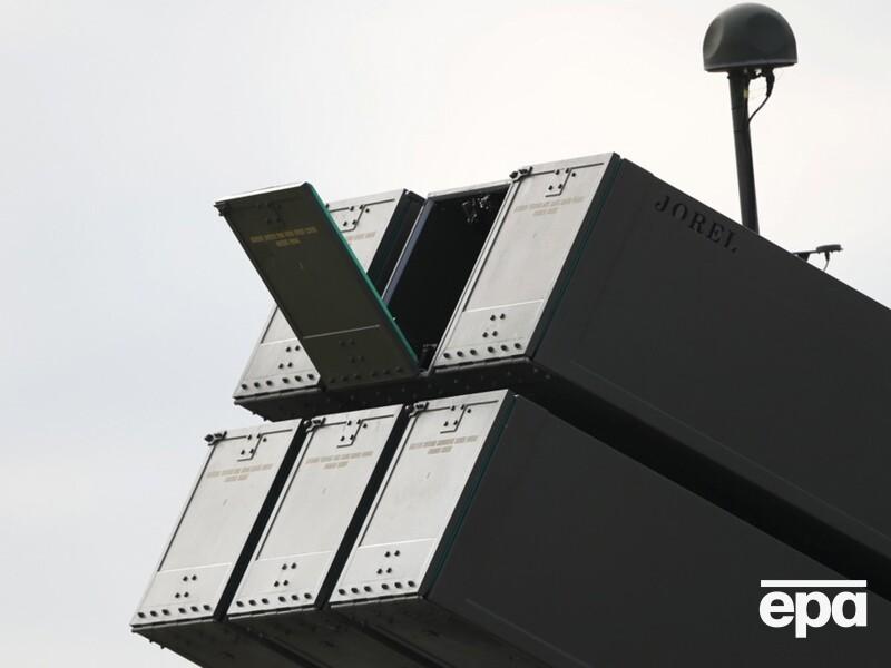 "Военные очень любят". Зеленский прокомментировал производство NASAMS в Украине