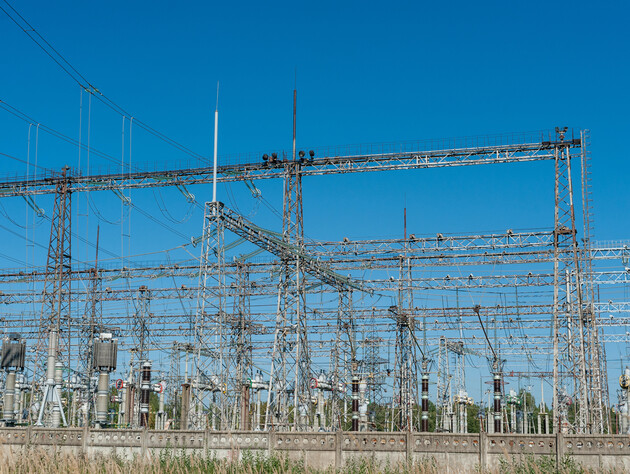 За тиждень ДТЕК повернув світло 166 тис. сімей після ворожих обстрілів