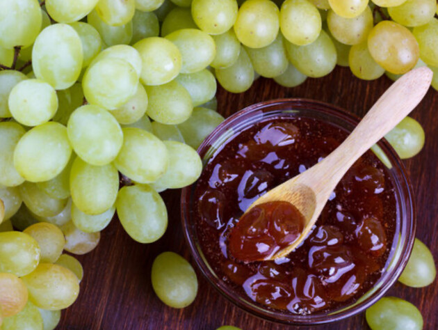 Как заготовить виноград на зиму. Быстрый рецепт