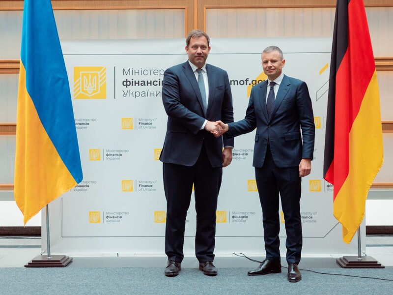 Німеччина найближчими роками щорічно надаватиме Україні €9 млрд – віцеканцлер ФРН