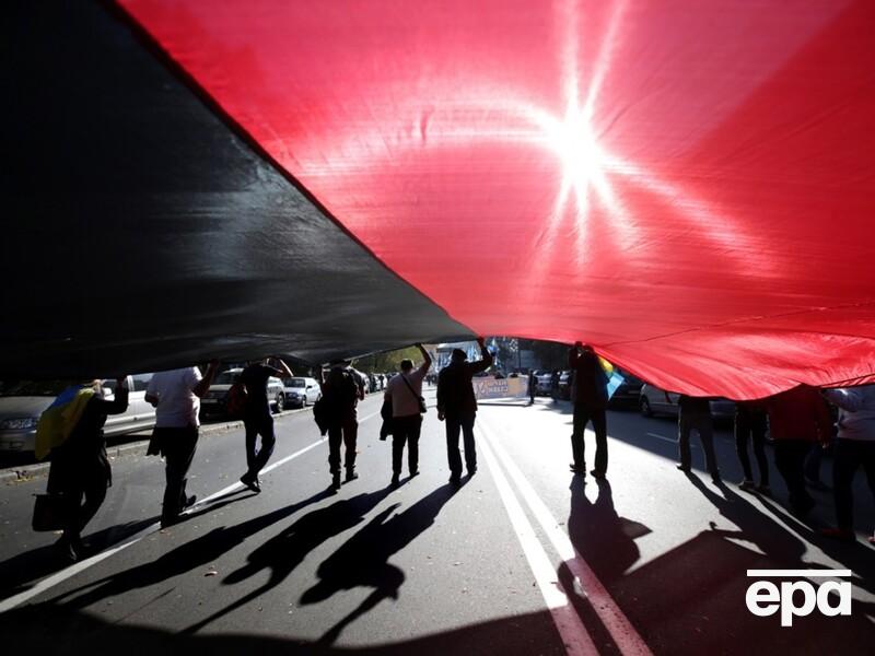 Украина заявила Польше, что будет реагировать, если Сейм запретит красно-черную символику – СМИ