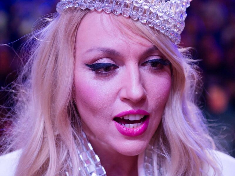 Полякова згадала, як цілувалася із Зеленським. Відео