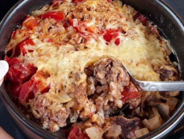 Завдяки цьому гречка з м'ясом у горщиках вийде розсипчастою й ситною. Ідеальний рецепт