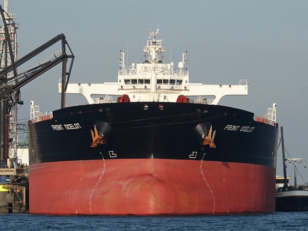 Біля Чукотки вибухнув танкер російського 