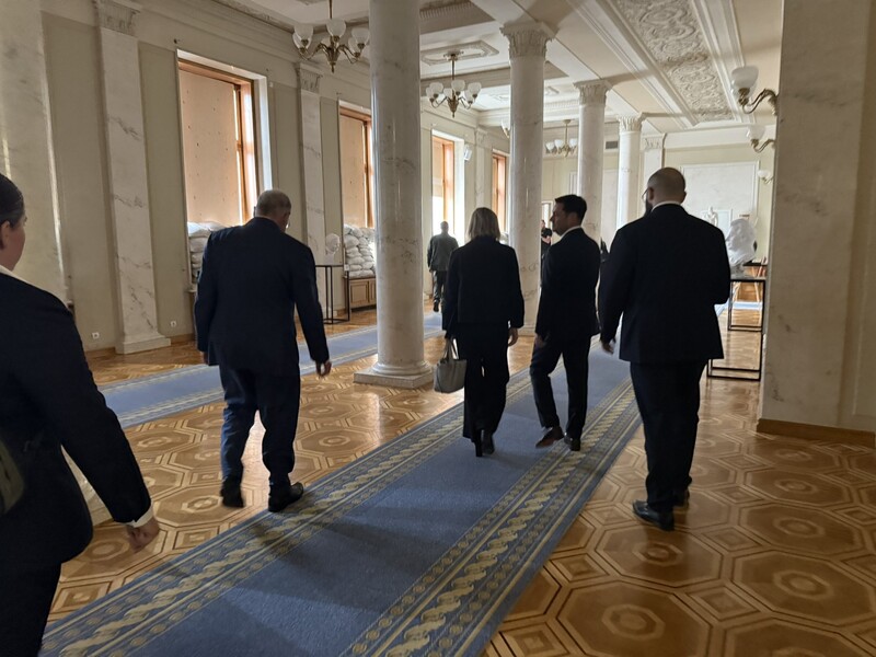 Келлогу в Украине предоставили дополнительную охрану. СМИ назвали причину