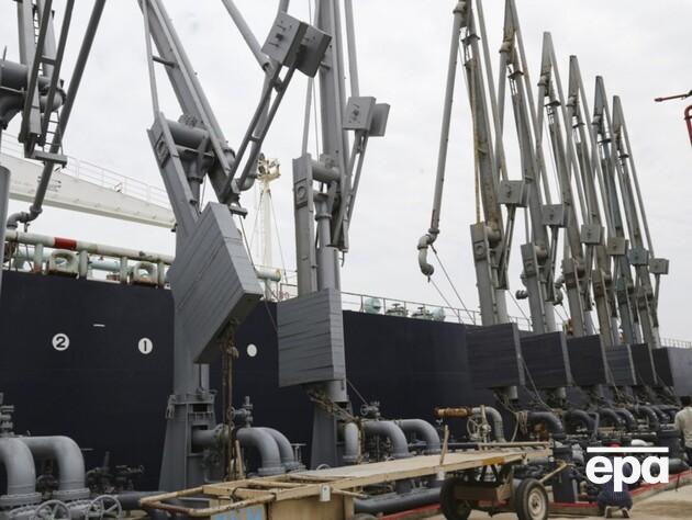 Росія збільшила експорт нафти на тлі ударів по її НПЗ – Reuters