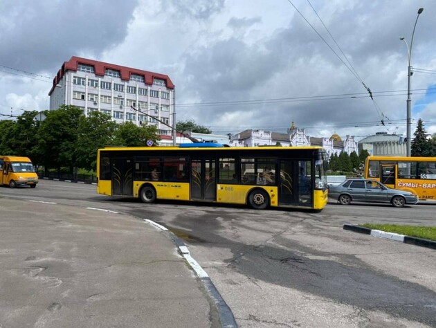 Уночі РФ била по Сумах. У місті не ходять тролейбуси й частково немає води